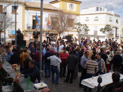 -	Valenzuela celebra el día de Andalucía.